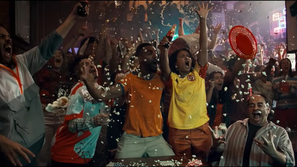 Coca-Cola retrata la montaña rusa emocional del fútbol