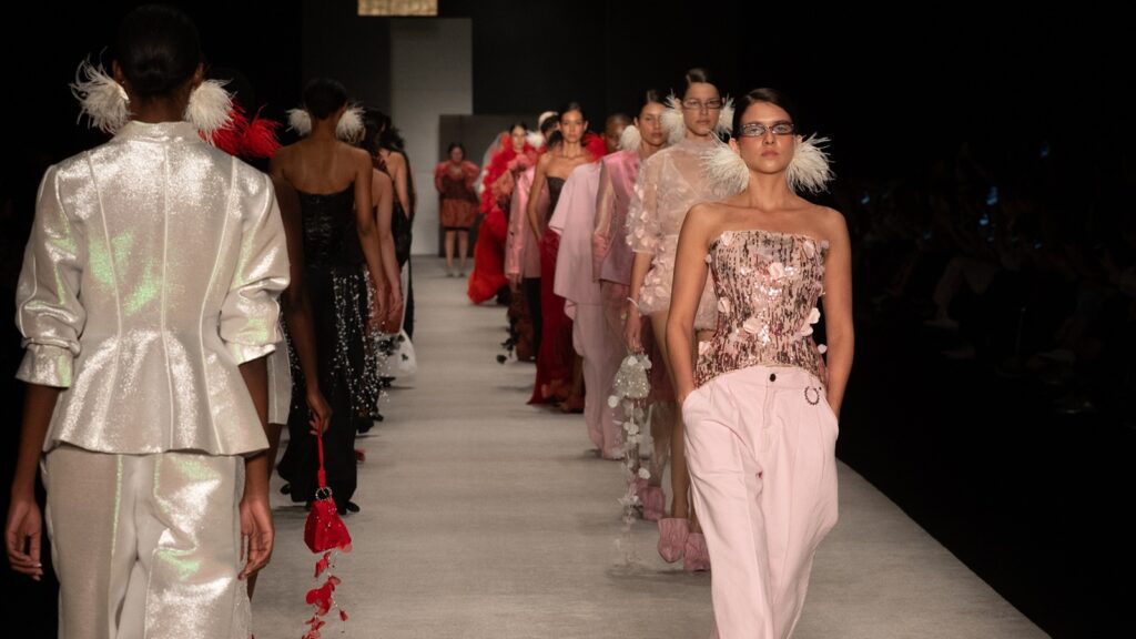 Bogotá Fashion Week 2027 selecciona a 145 marcas